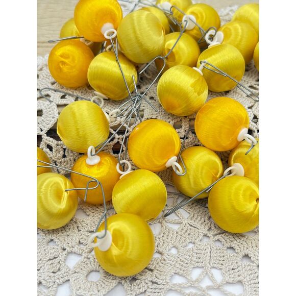LOT 29 Vintage Small Yellow Satin Ornaments - Picture 1 of 4